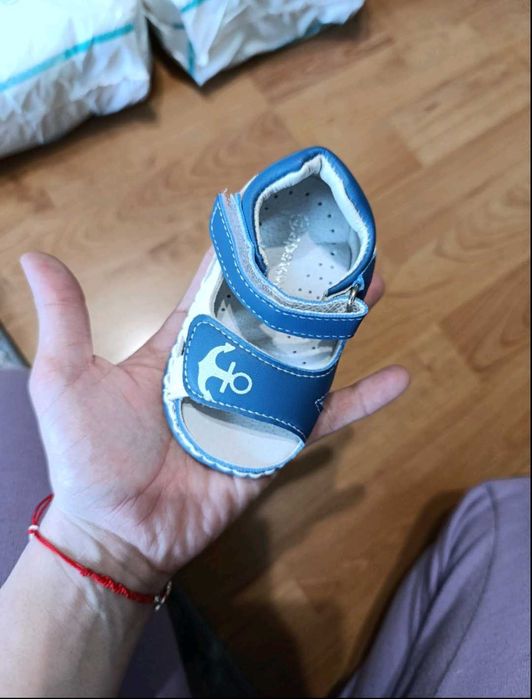 Нови бебешки сандали