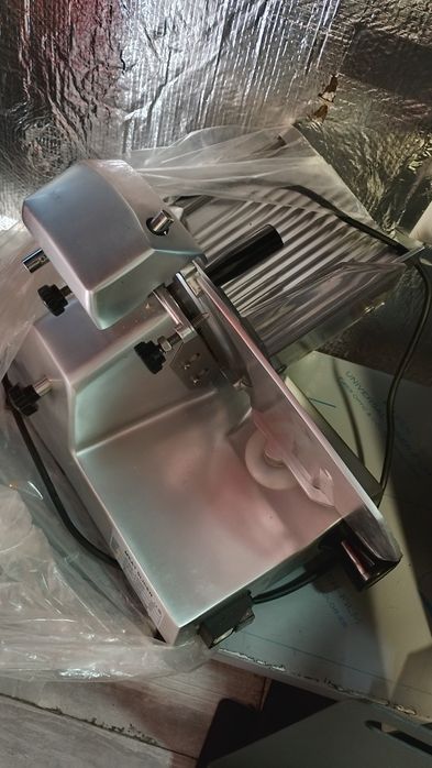 Оборудване и мебели за кафене, ресторант