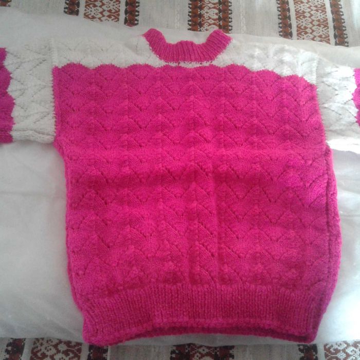 Плетени детски дрехи