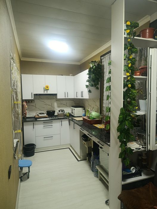 Продаю кухонную стенку