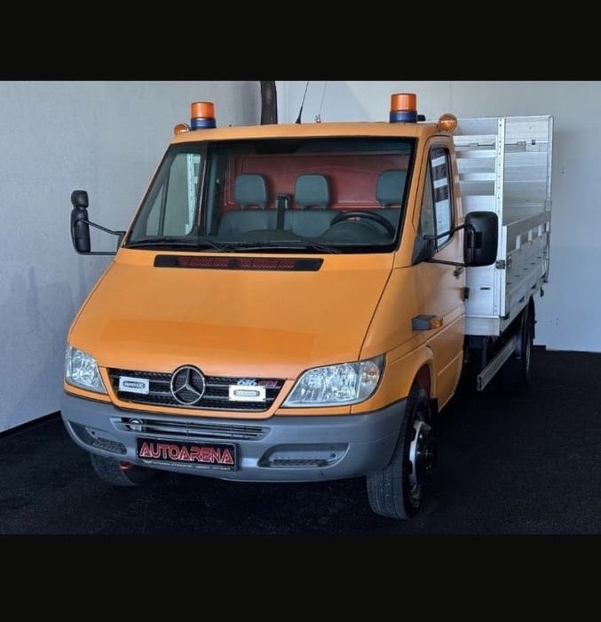 Mercedes sprinter model 616 original 3.5 t și cârlig omologat la 3.5