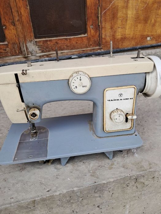 Тикув машинка Чайка 132 м сотилади.
