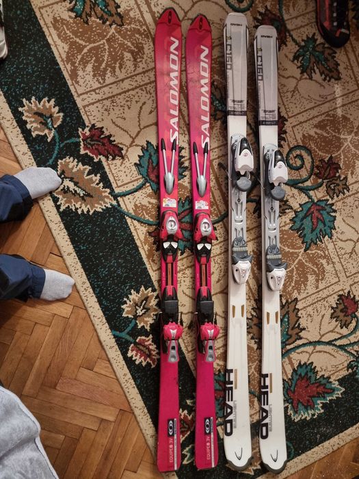 Vand 2 perechi de ski 168 si 170cm skiuri Hunedoara • OLX.ro