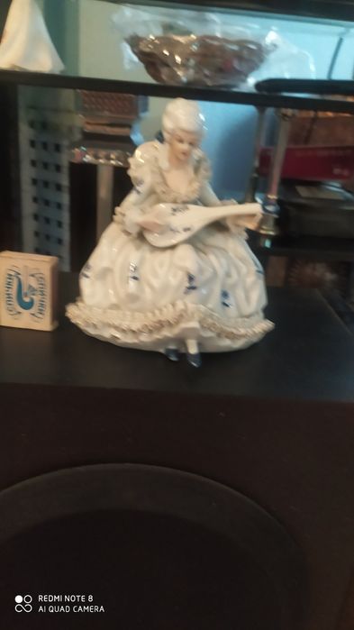 Статуэтки ,Германия ,Англия