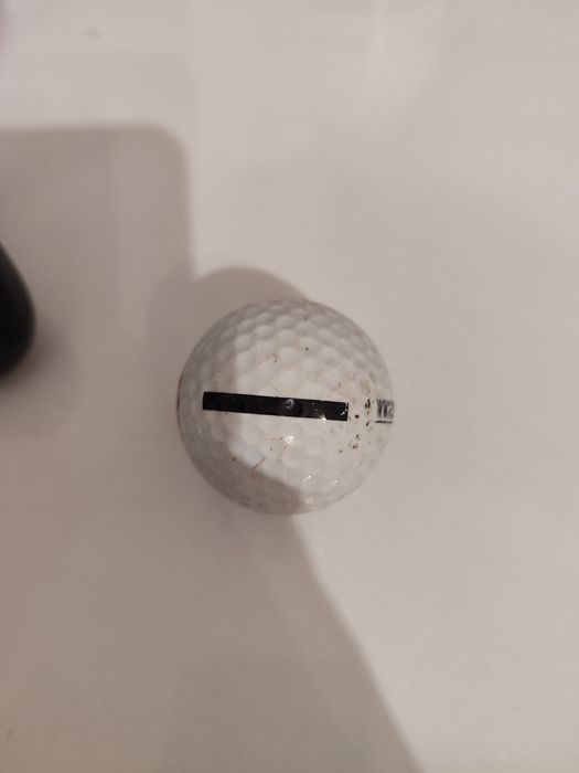 Оригинална топка за голф - отлична, почти нова