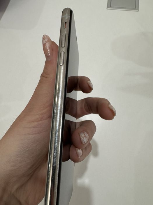 iPhone X Silver 256GB