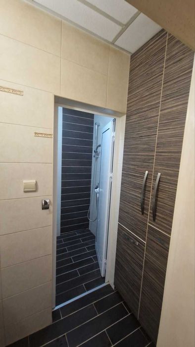 Продава се Тристаен апартамент в Варна, Лятно кино Тракия - 97 кв.м за 1939 €/кв.м - Снимка #4