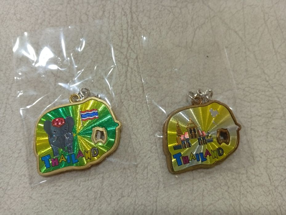 Брелок-открывашка производство Италия