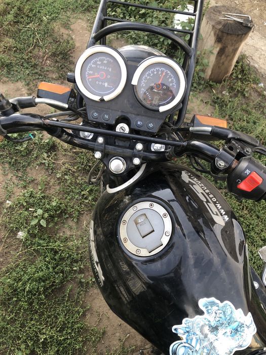 Продам мотоцикл 200куб