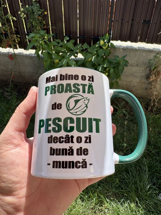 Cana cu mesaj pentru pescar