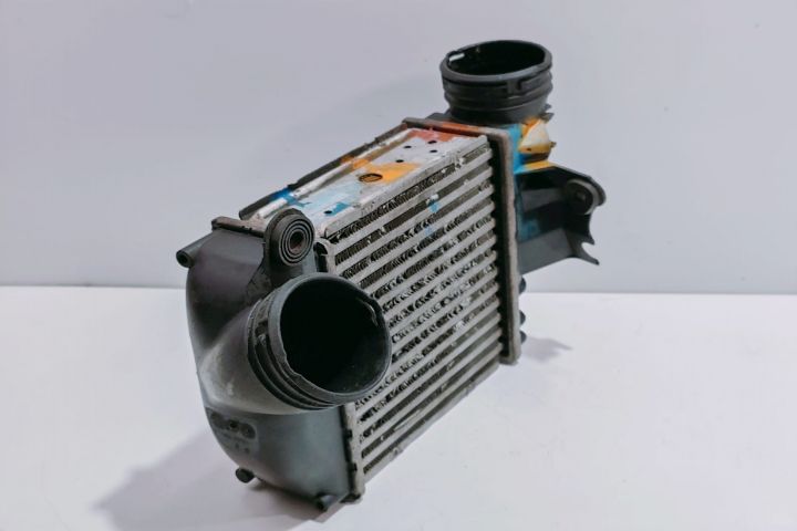 Intercooler Volkswagen VW Bora prima generatie