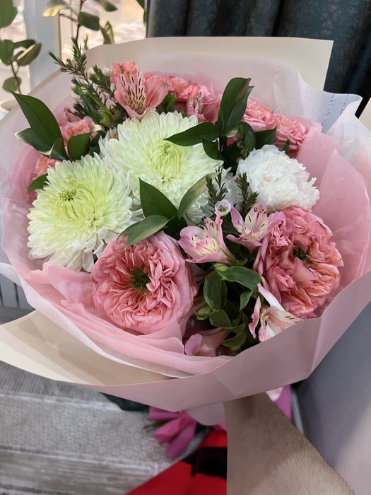 Бу букеты получили