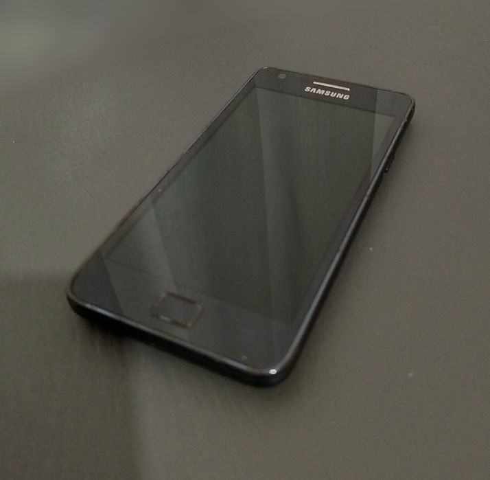 Samsung S2+ Yaxshi holatda