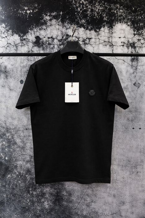 Tricou M0NCLER - size S M - calitate PREMIUM