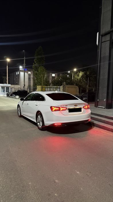 Chevrolet Malibu 2 2018 г. — переделан в Premier