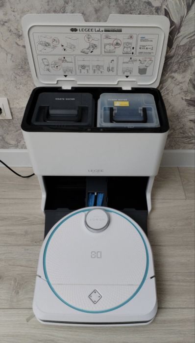 Робот-пылесос Hobot LEGEE-D8 белый + LuLu