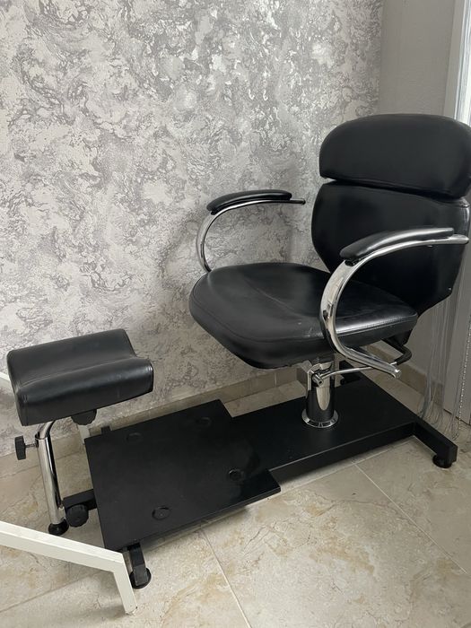 Продам педикюрное кресло