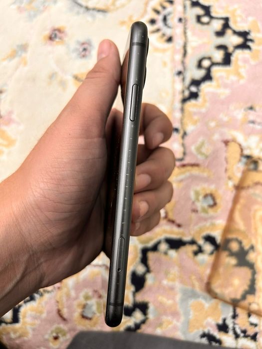 Iphone 11 сатылады
