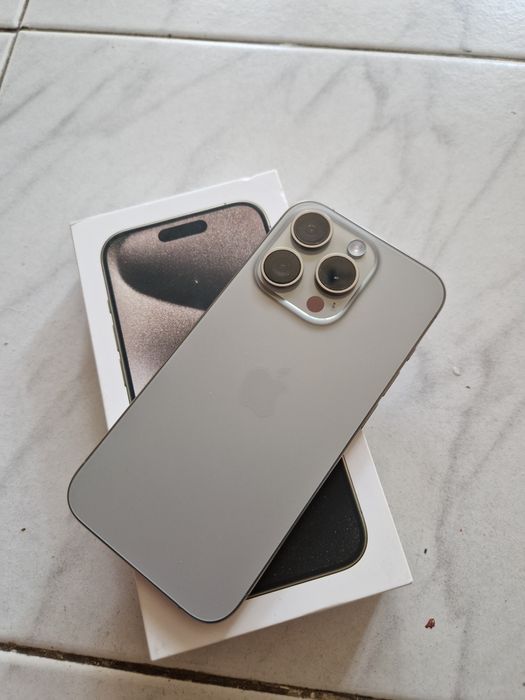 iPhone 15 Pro Natural Titanium -256gb