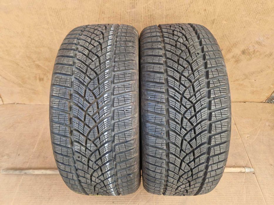 2 Goodyear R19 225/40
Зимни гуми 
DOT2919