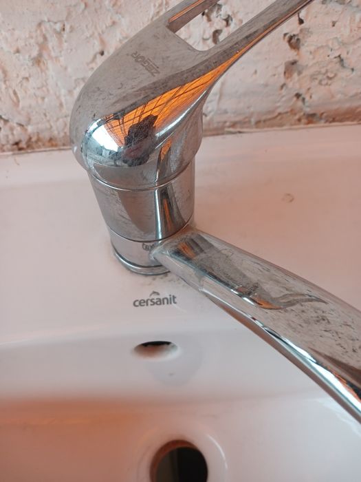 Раковина с пъедесталом