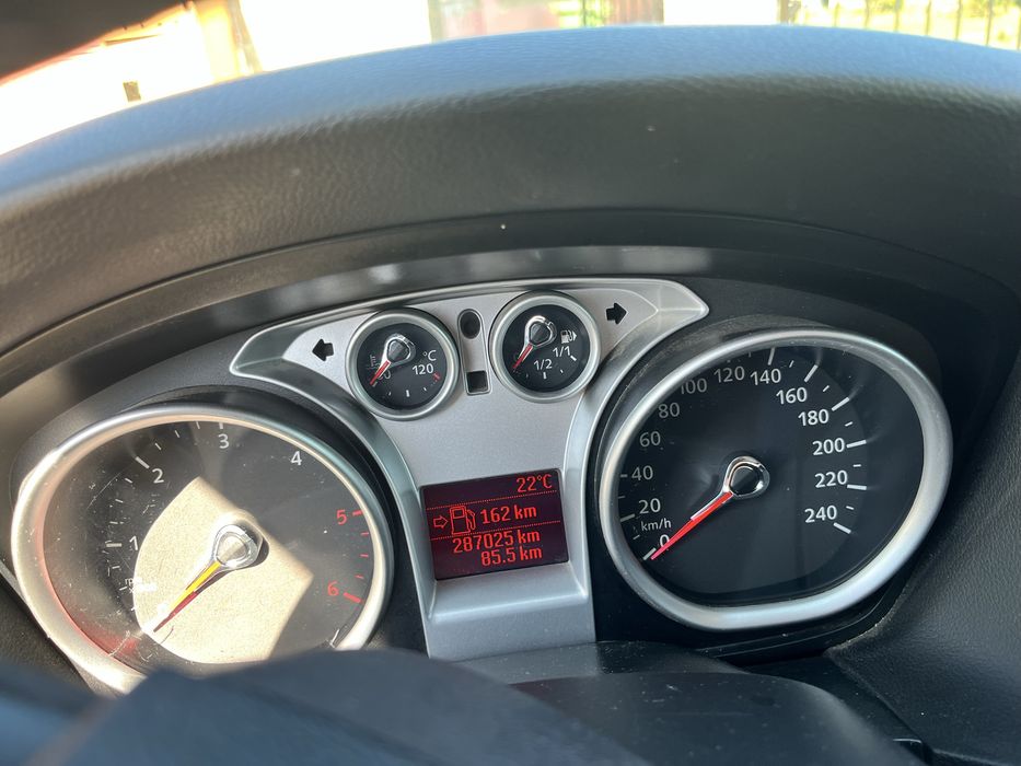 Vand ford focus.