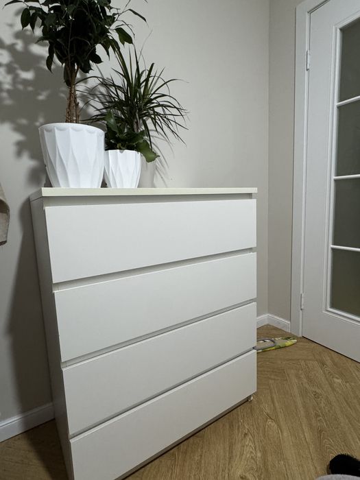 Комод Икея почти новый