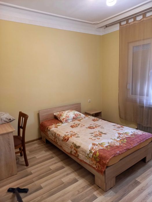 Дава се под наем Многостаен апартамент в Свиленград - 120 кв.м за 612 € - Снимка #13