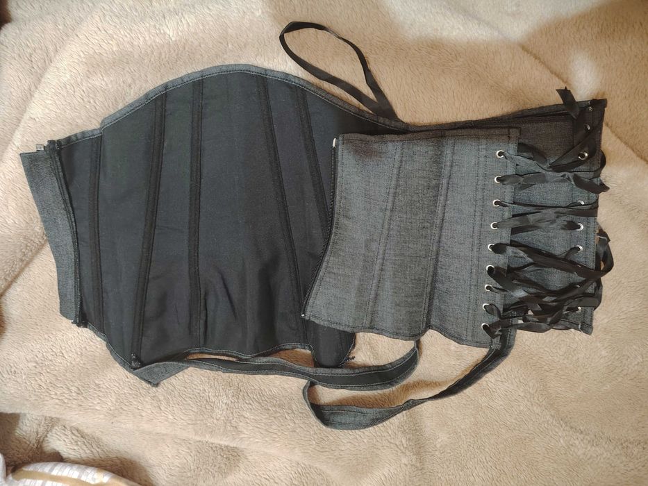 Corset minimalist nou, potrivit pentru diferite ocazii