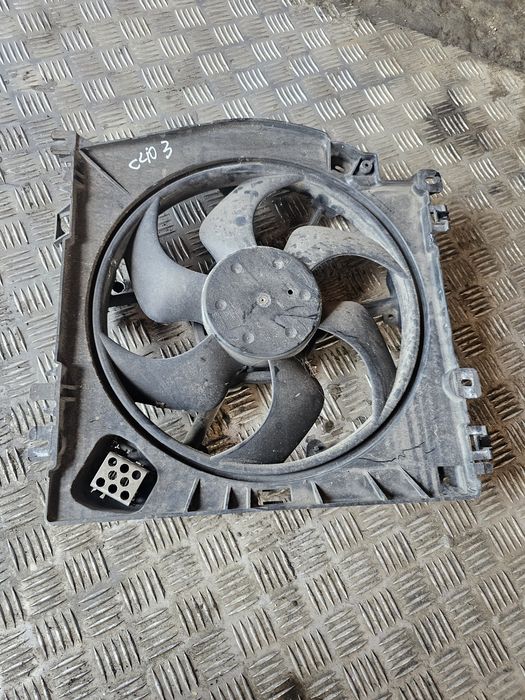 Electroventilator 1.2 b renault clio 3 8200748439