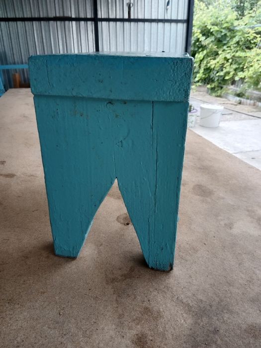 Продам табуретки