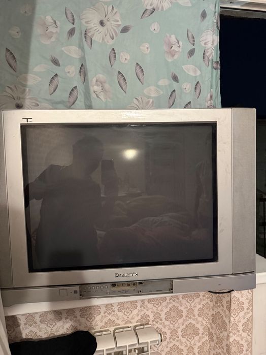 Panasonic телевизор