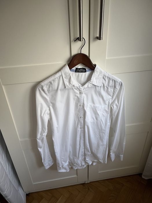 Дамска риза