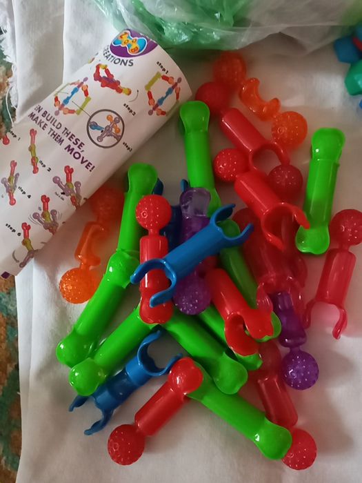 Игрушки все за 2000