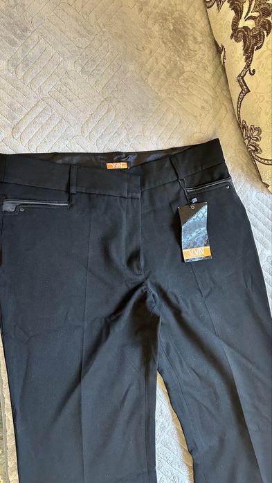 Продаются брюки.