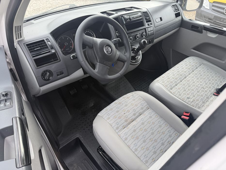 Vw transporter T5 2011 9 locuri