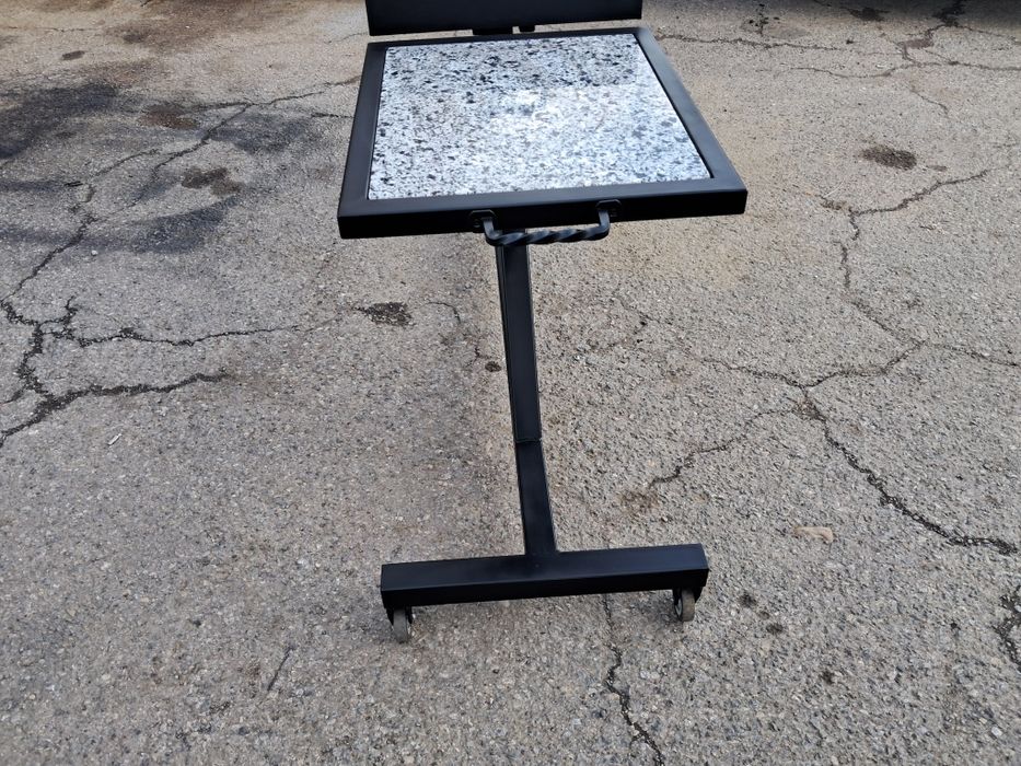 Барбекю на дърва и въглища