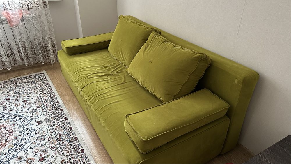 Срочно продам Диван