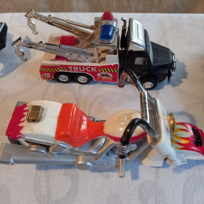 Машинки детские игрушки