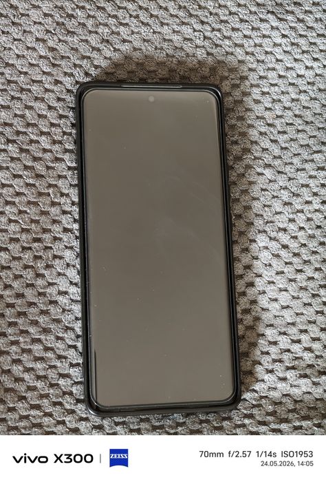 Продам смартфон Vivo x100