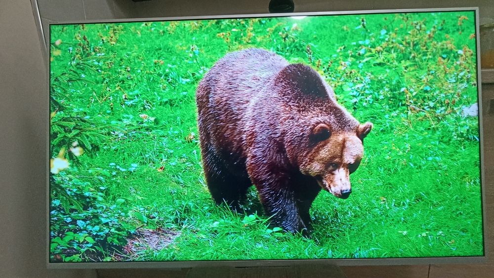 продавам телевизор sony 50 инча