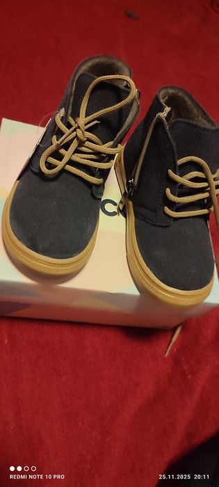 Ghetuțe băiețel ,măsură 23