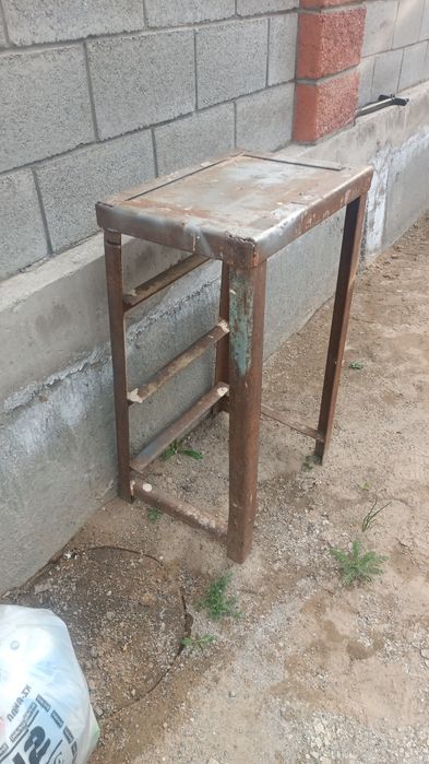 Стремянка очень надёжная