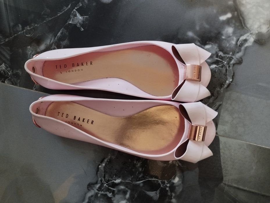 Розови дамски пантофки