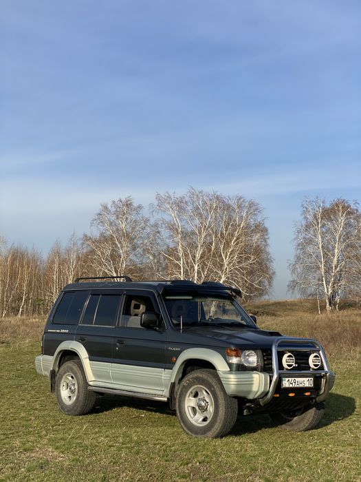 Mitsubishi Pajero 2