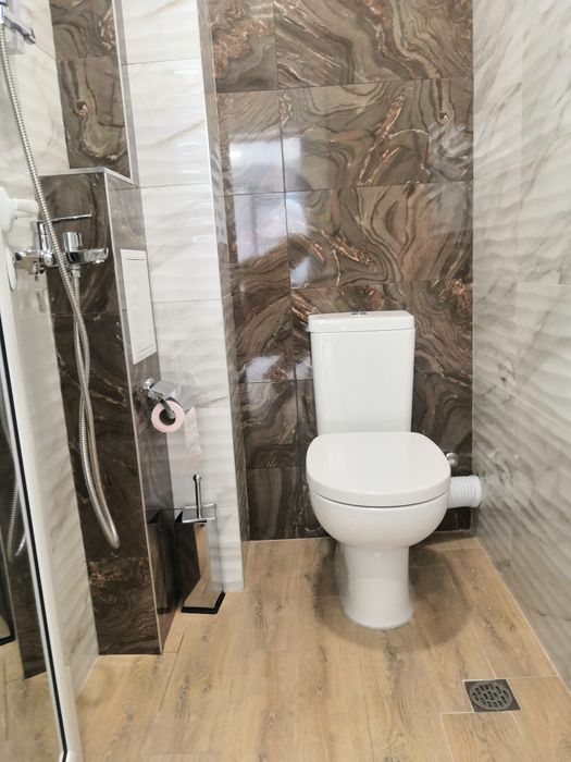 Дава се под наем Магазин в Благоевград, Идеален център - 40 кв.м за 290 € - Снимка #15