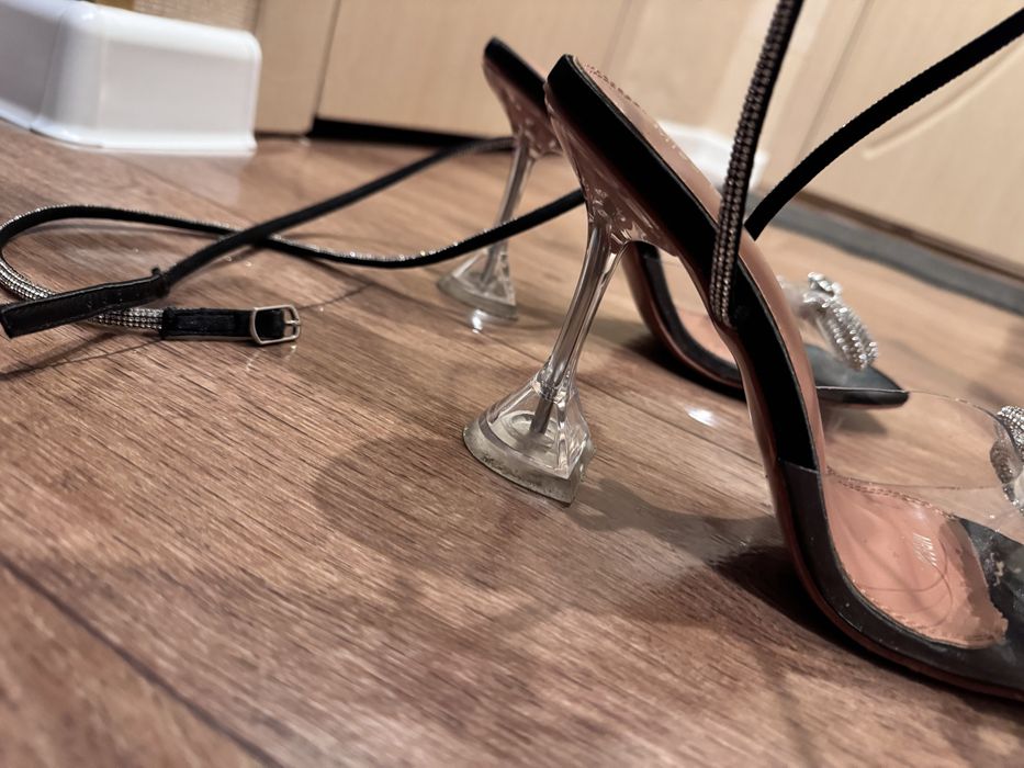 Продам босоножки 39 размер