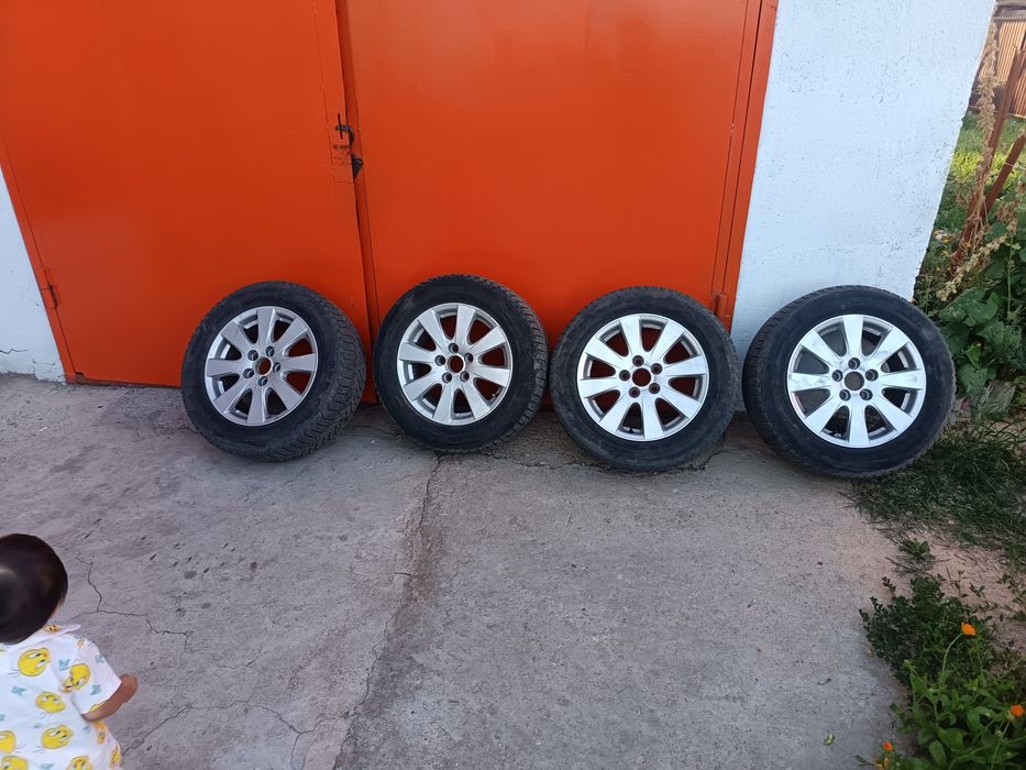 Продам Камри 40 оригинал