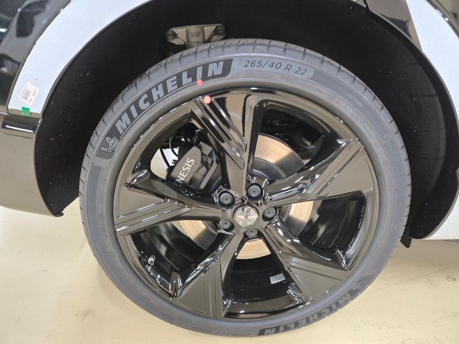 Новый Genesis GV80 2.5T Black Edition 2026 год