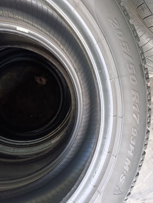 Anvelope de iarnă 205 50 17 Pirelli